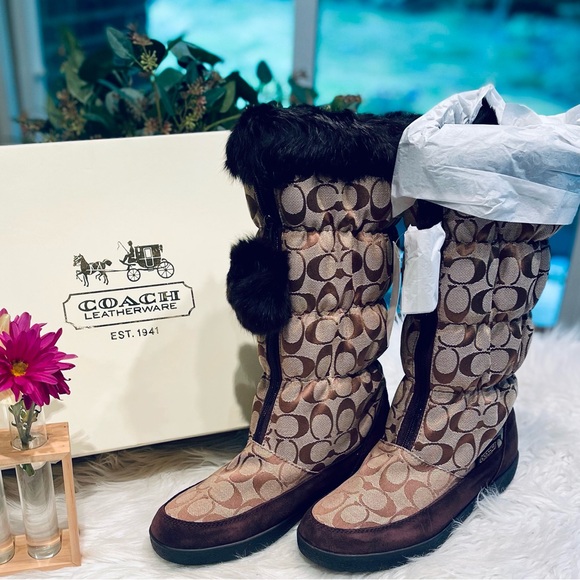 NIB! Coach Theona Snow Boots in Brown Signature Lined with Rabbit Fur - Picture 9 of 9